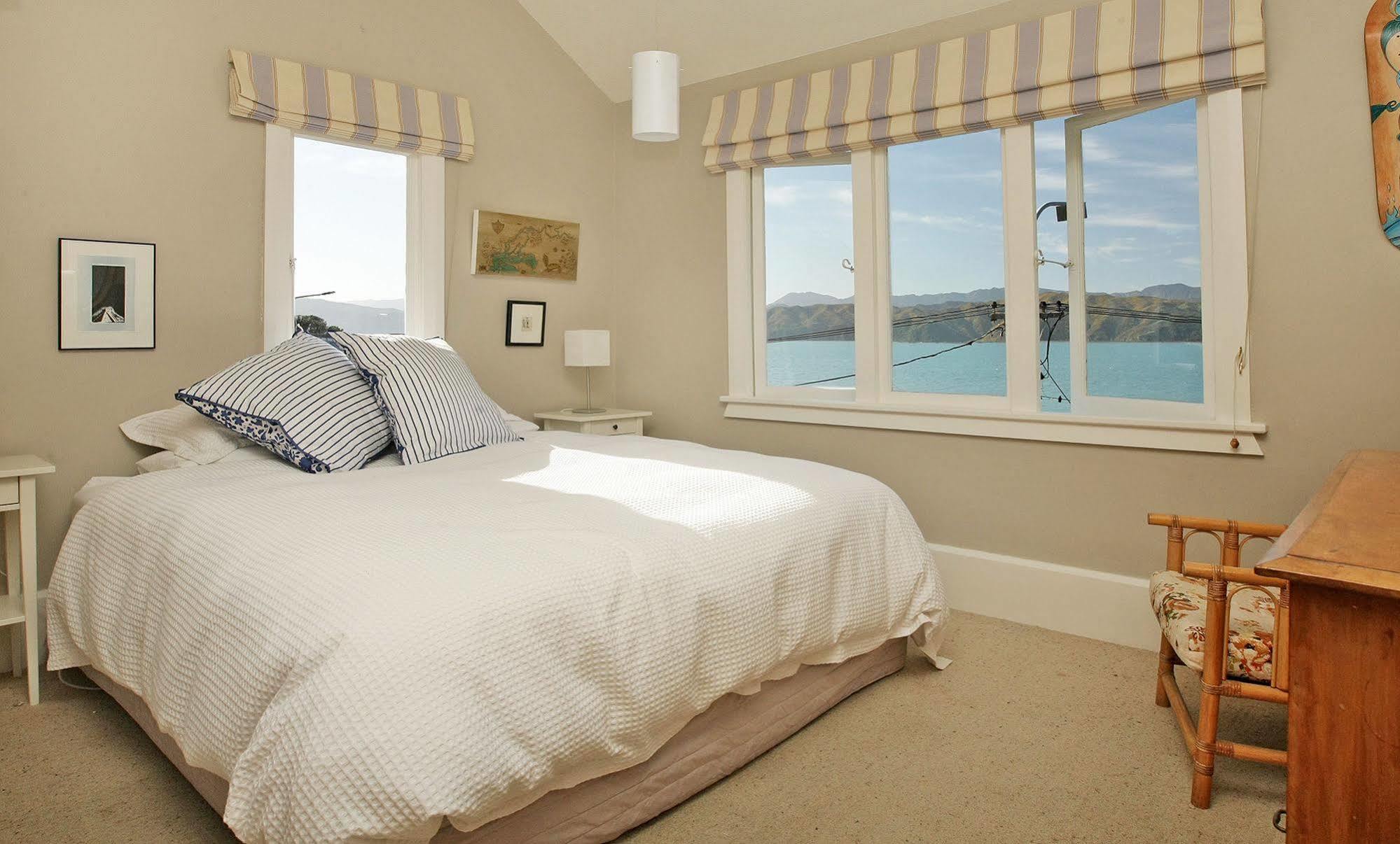 Beachfront Wellington Bed And Breakfast Екстер'єр фото