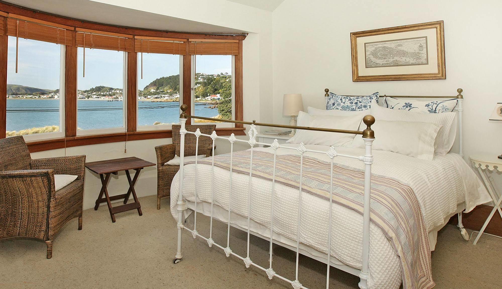 Beachfront Wellington Bed And Breakfast Екстер'єр фото