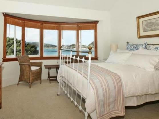 Beachfront Wellington Bed And Breakfast Екстер'єр фото